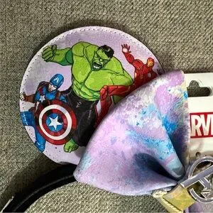 EXCLUSIVE Disney Parks Marvel Artist Series Avengers Ears s-l400.jpg main image 2